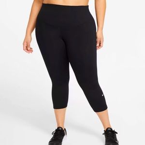 Nike One Mid-Rise Crop Leggings